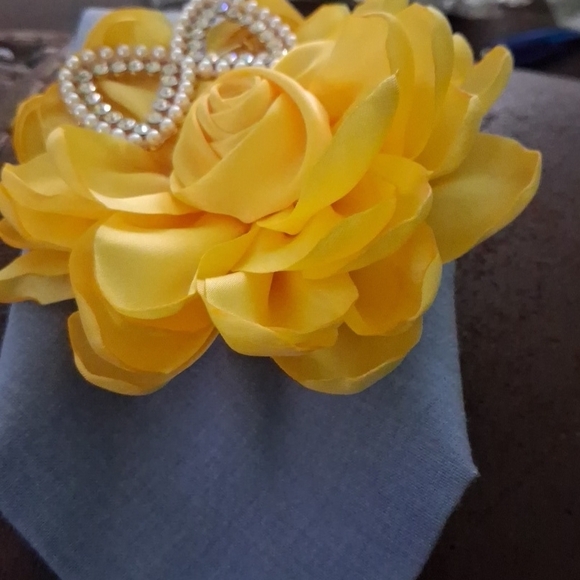 Accessories - Yellow Floral Hair Clip with Rhinestone Accent